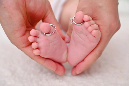 借卵生子咨询孕妇尿检维生素c高